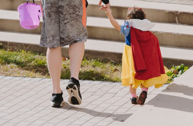 Toddler in Snow White costume