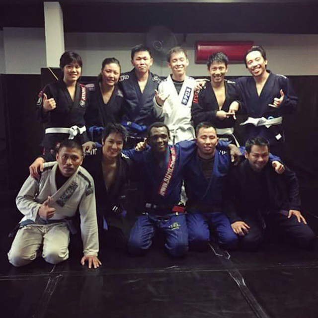 Stuart standing with other grapplers in Aesthetic Jiu-Jitsu